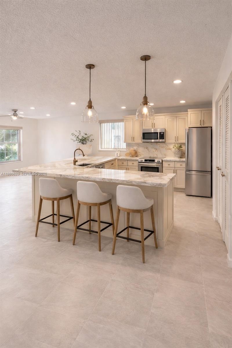 LAKES BY THE BAY SEC 7 - Residential