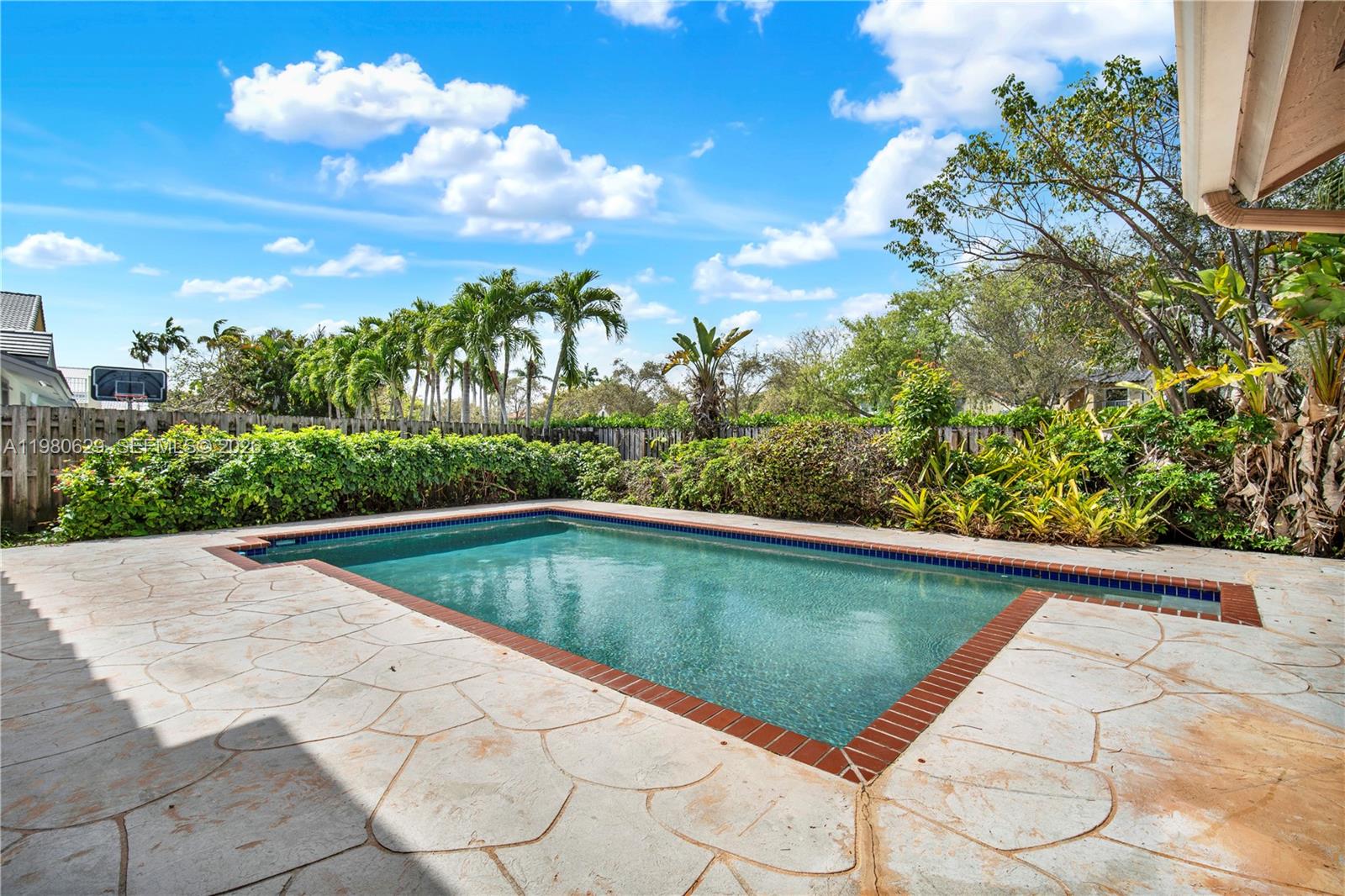 LAKES BY THE BAY SEC 7 - Residential