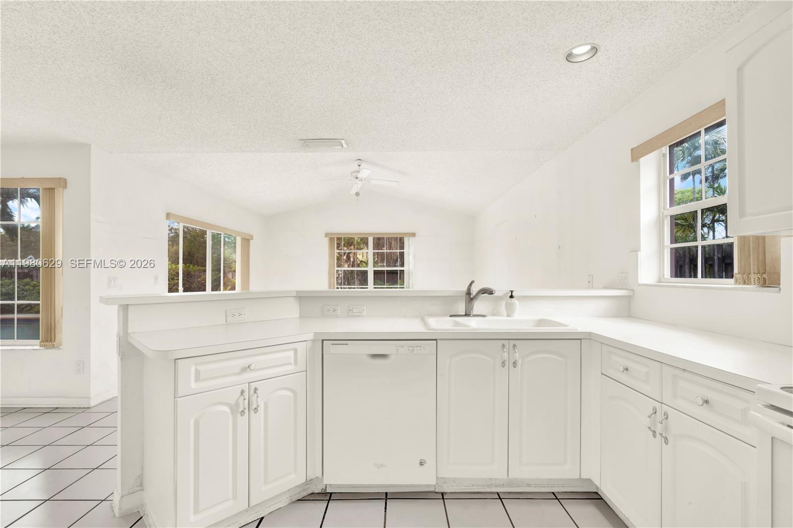 LAKES BY THE BAY SEC 7 - Residential