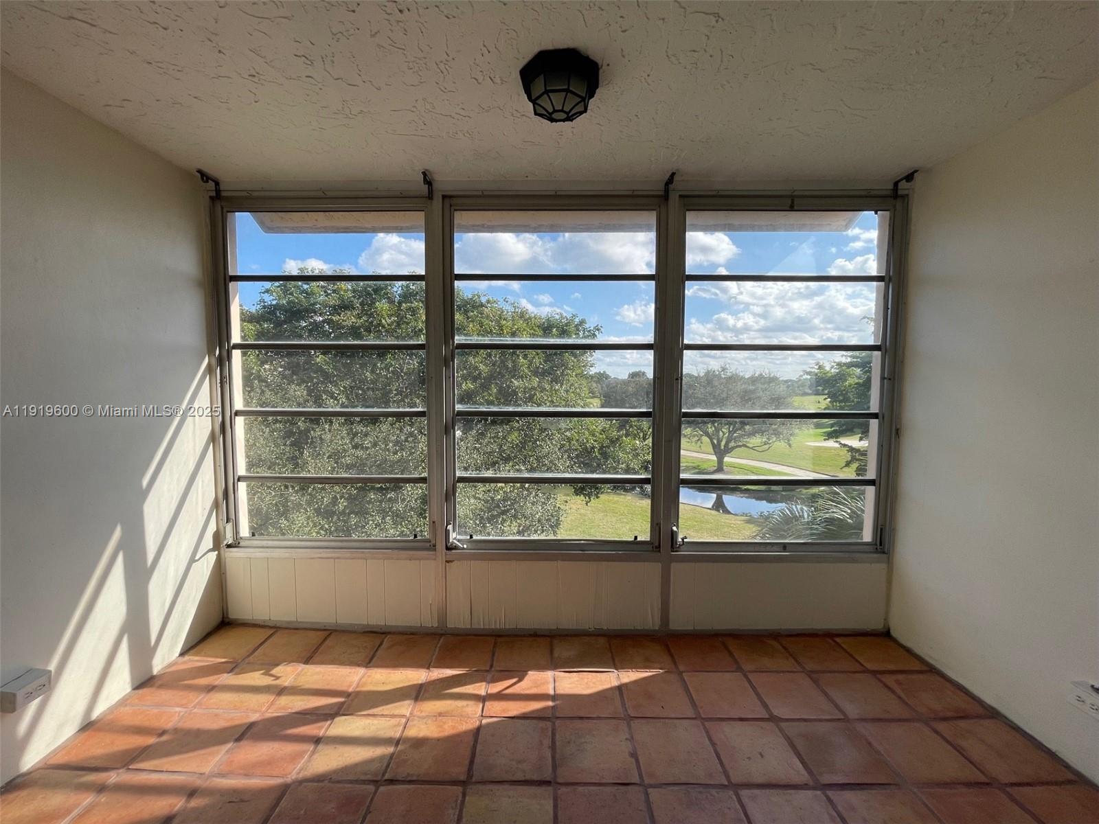 ORCHID TREE CONDO ONE - Residential