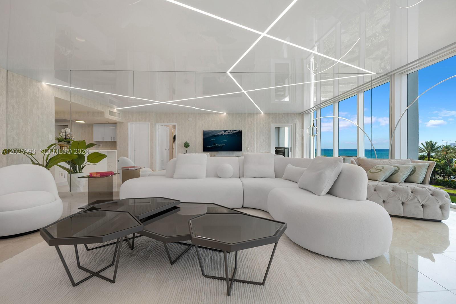 10275 Collins Ave 507