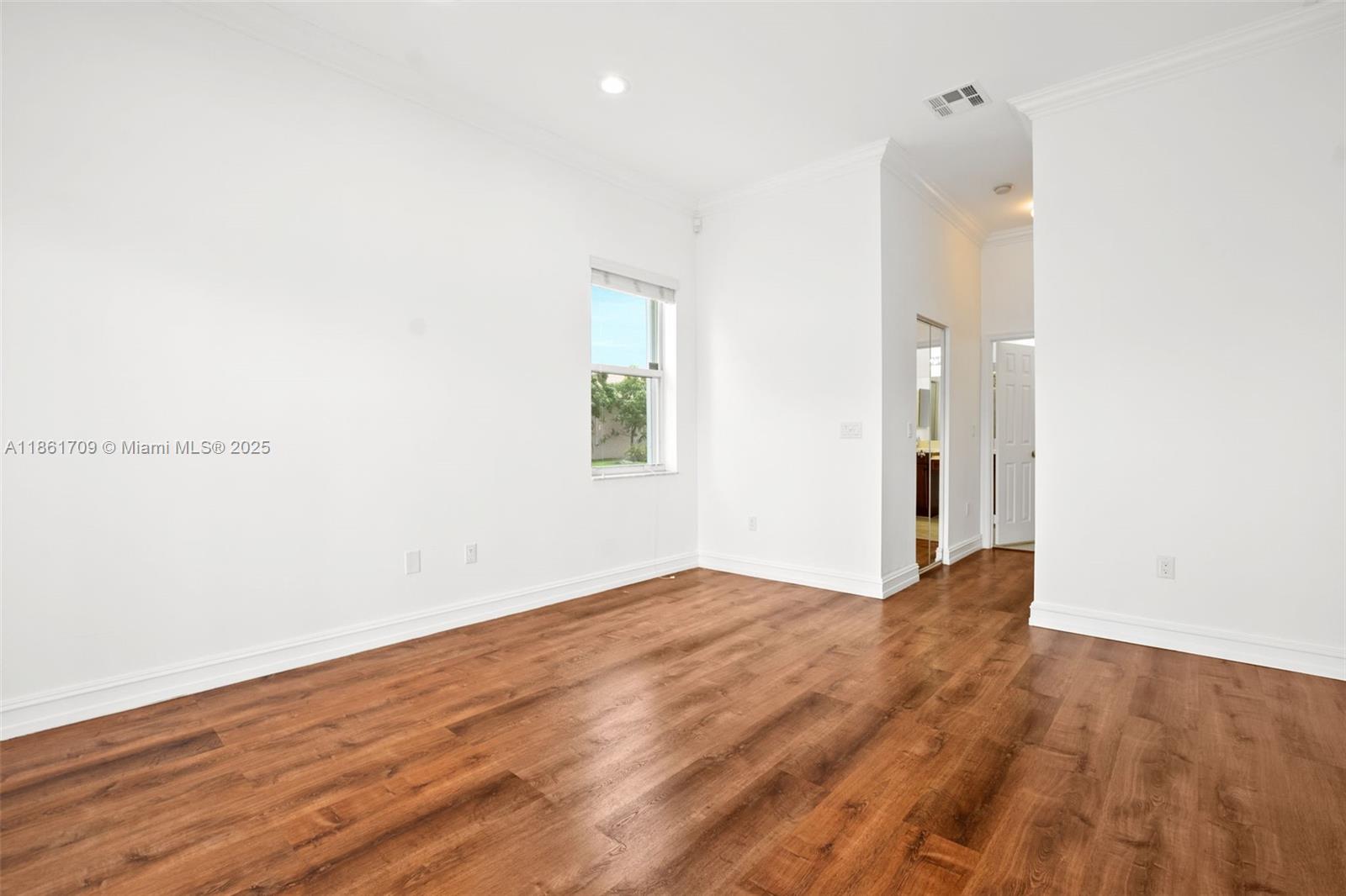 RIVIERA ISLES II - Residential Lease