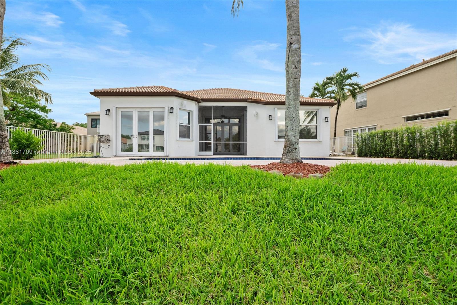 RIVIERA ISLES II - Residential Lease