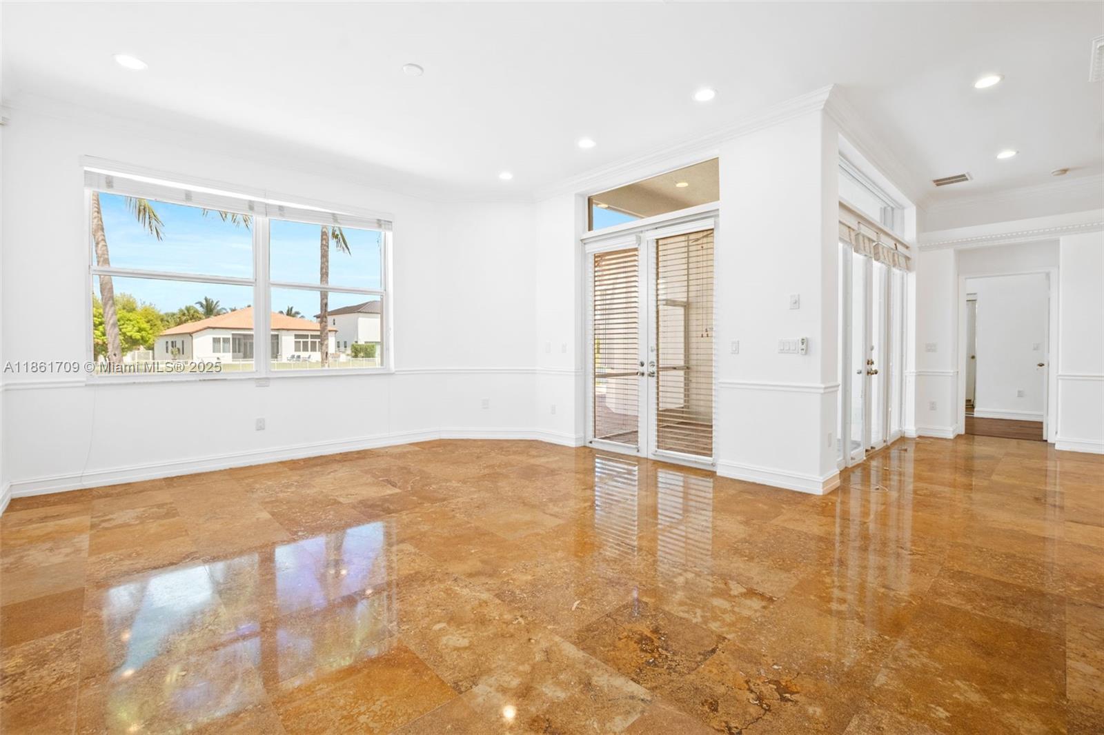 RIVIERA ISLES II - Residential Lease