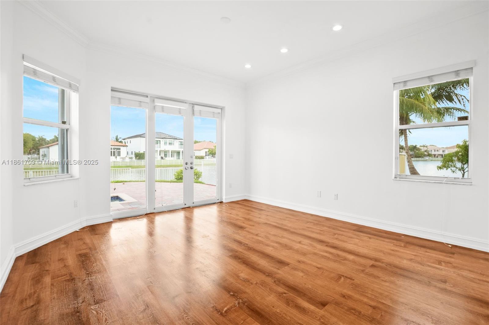 RIVIERA ISLES II - Residential Lease