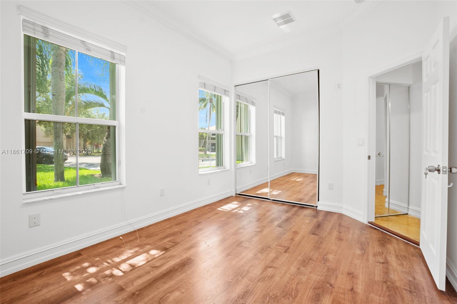 RIVIERA ISLES II - Residential Lease