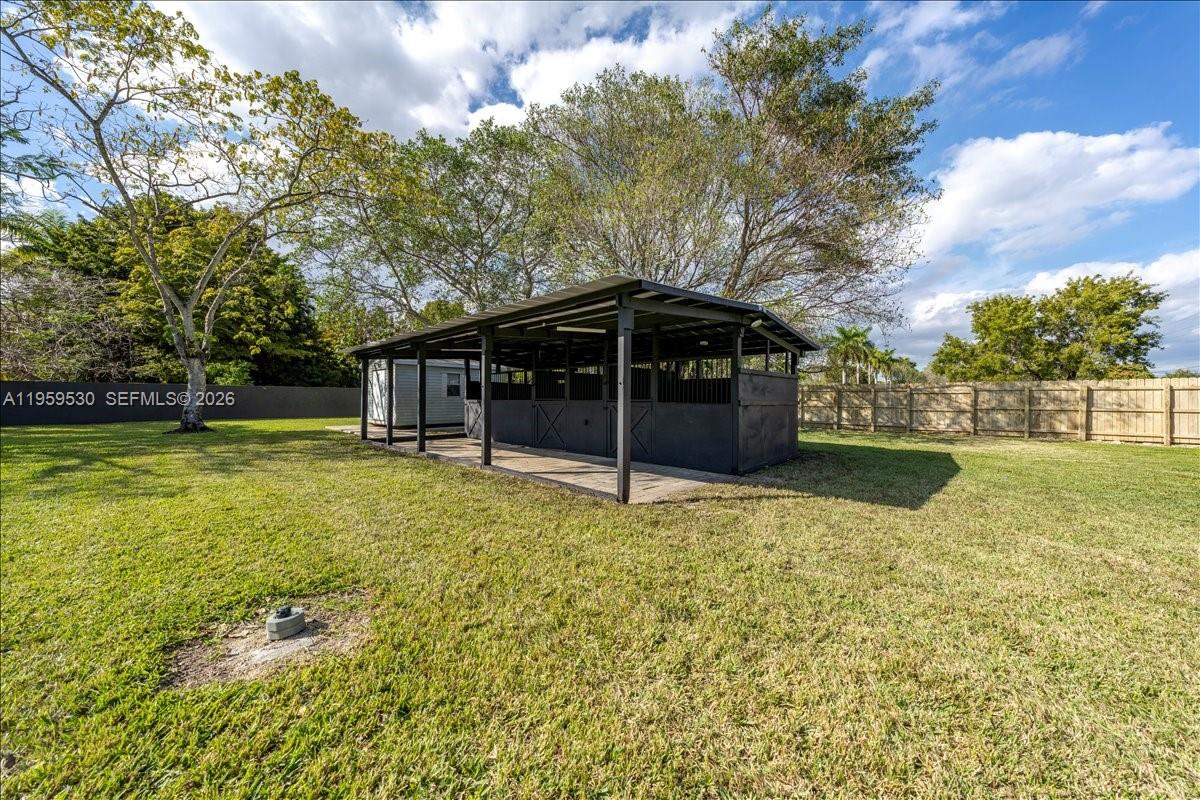 GREEN TREE ESTATES - Residential Lease