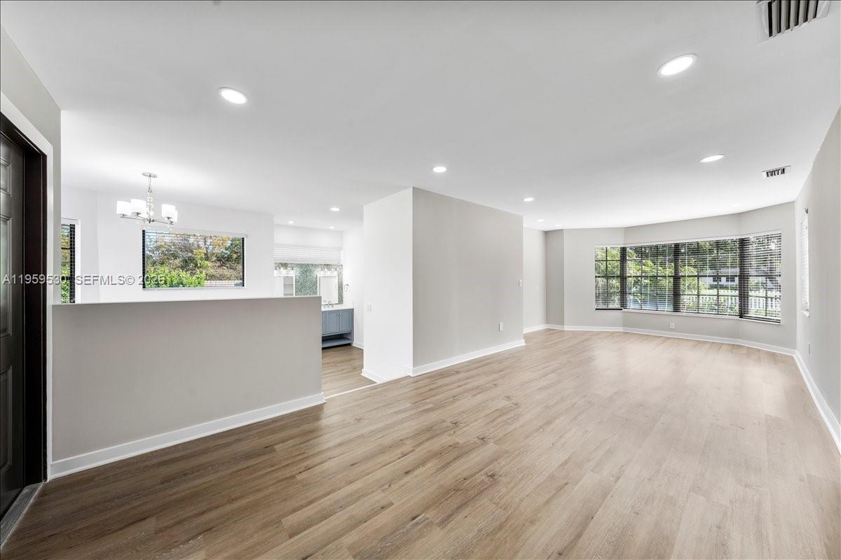 GREEN TREE ESTATES - Residential Lease