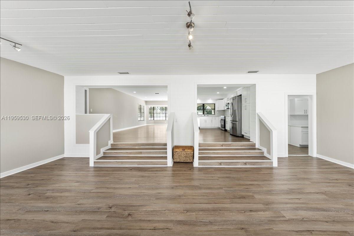 GREEN TREE ESTATES - Residential Lease