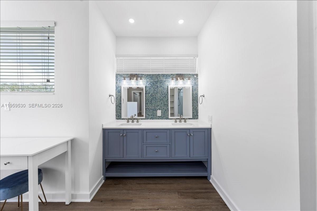 GREEN TREE ESTATES - Residential Lease