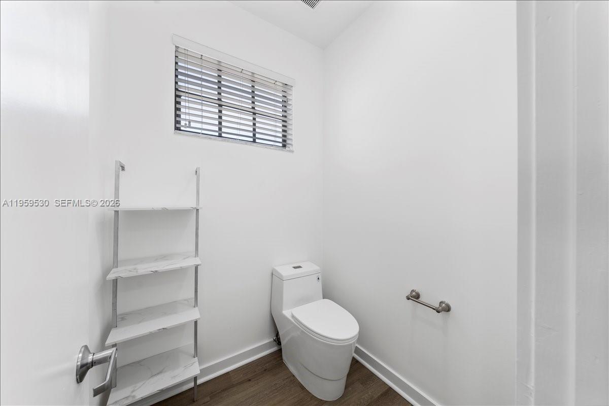 GREEN TREE ESTATES - Residential Lease