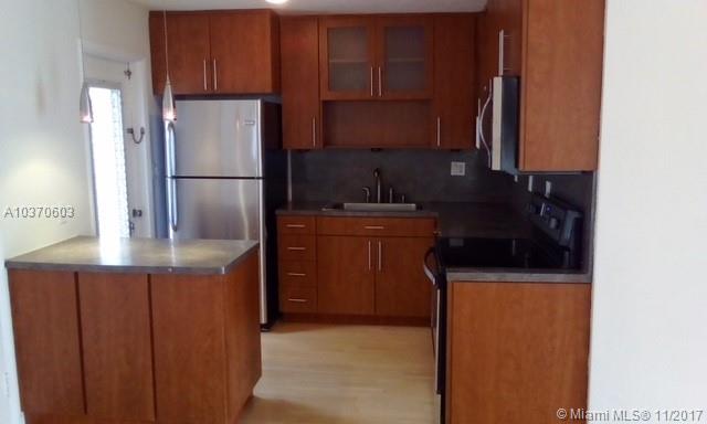 Beautiful 2/2 apartment for rent. Near Biscayne Blvd. Great Location.