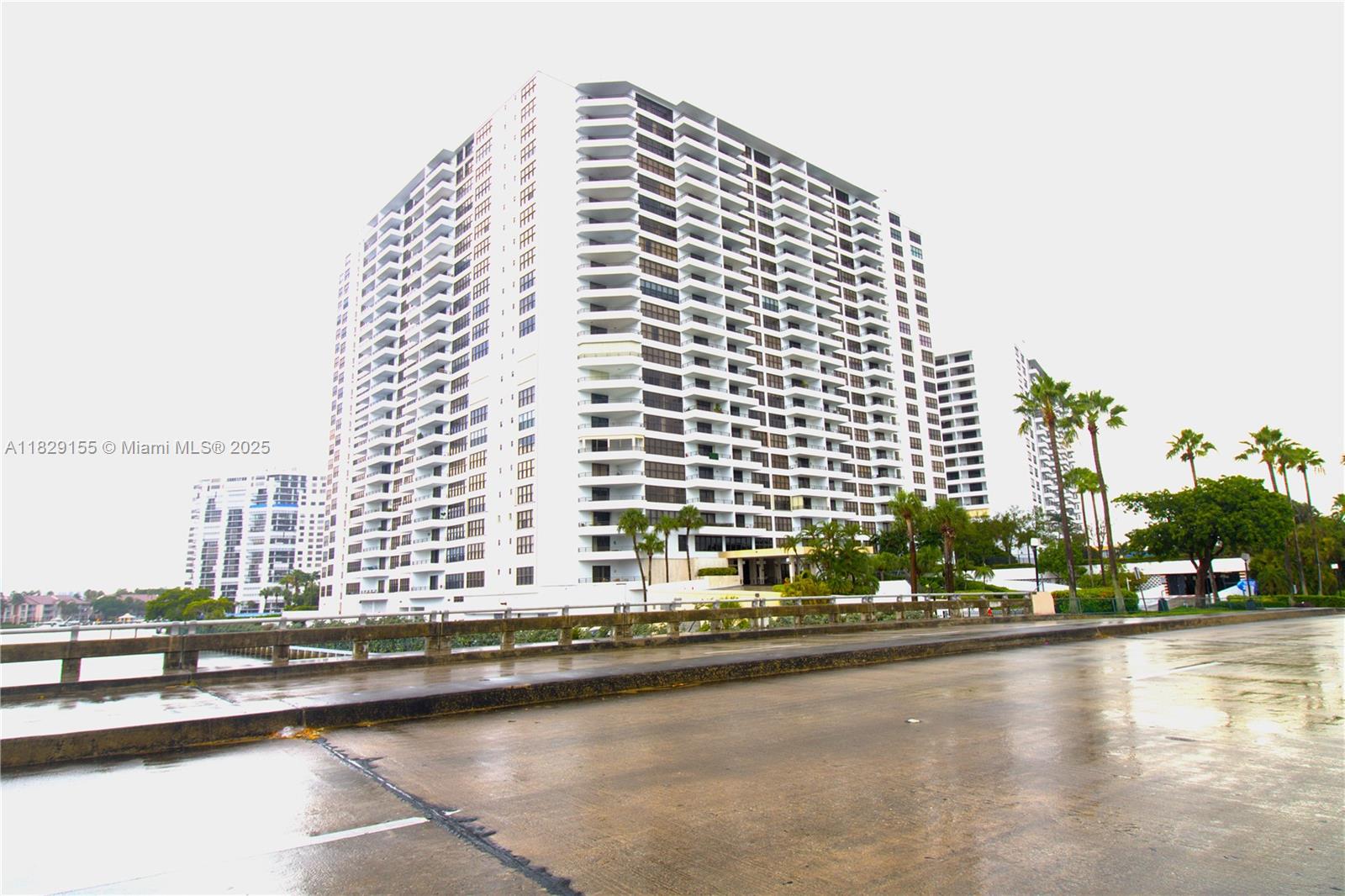 OLYMPUS CONDO PHASE - Residential