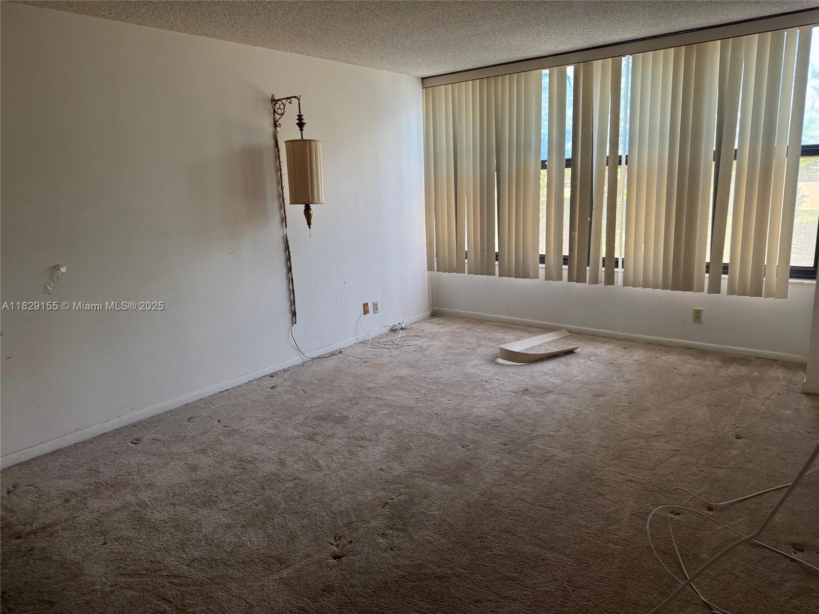 OLYMPUS CONDO PHASE - Residential