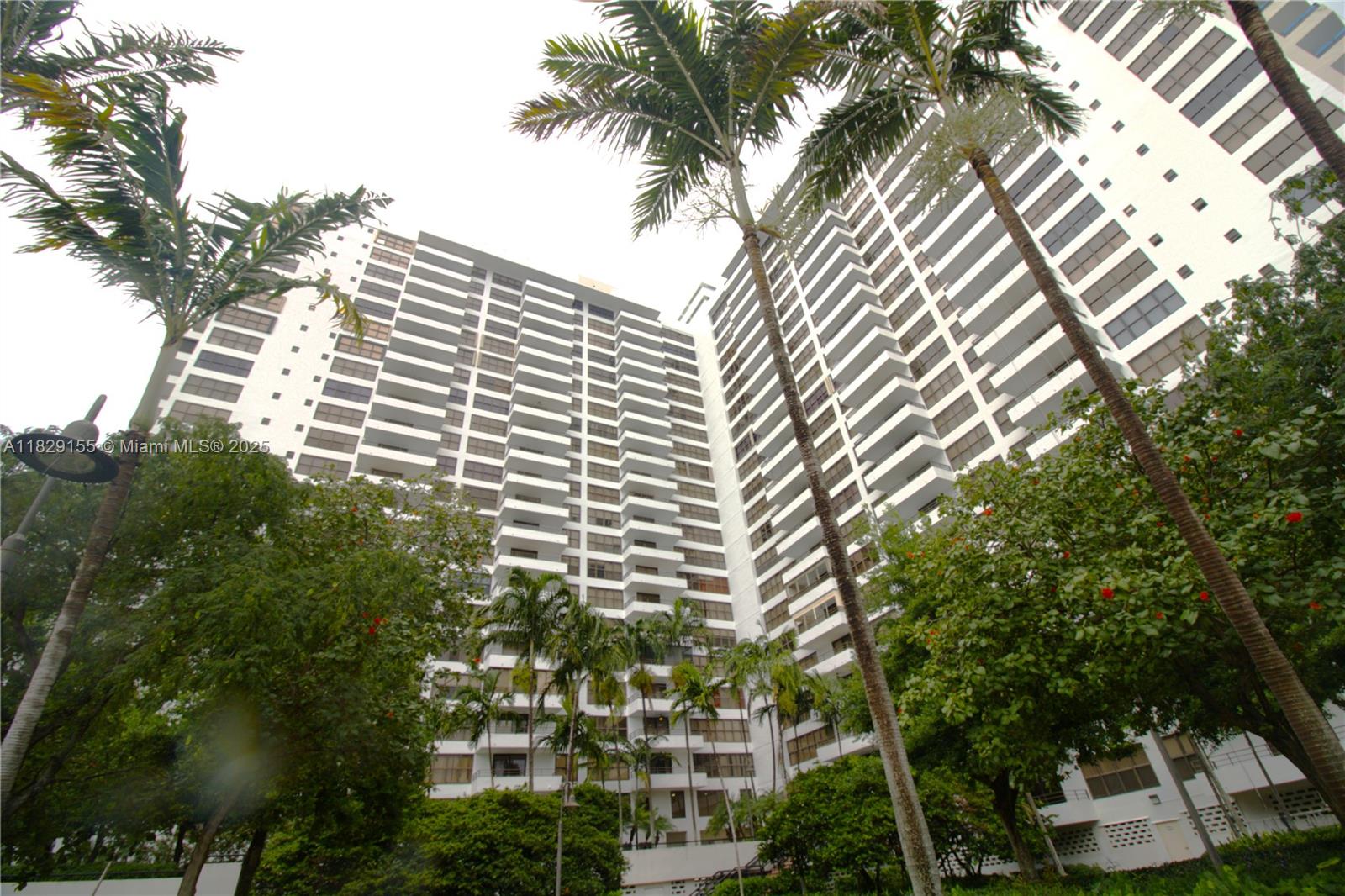 OLYMPUS CONDO PHASE - Residential