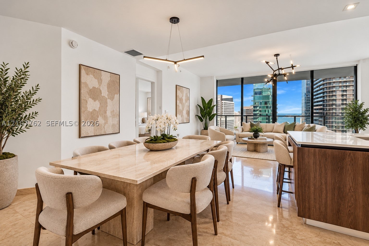 88 SW 7th St 3401
