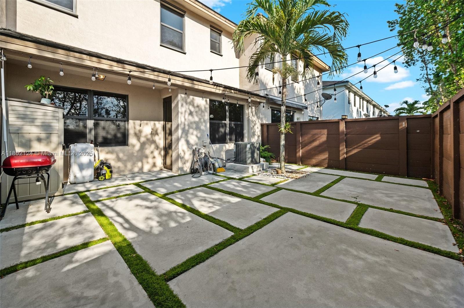 Discover this exquisite 3-bedroom, 2.5-bathroom residence, thoughtfully designed with a sophisticated interior that seamlessly combines style and functionality. The expansive open-concept layout offers an ideal space for both everyday living and entertaining. Step outside to a private patio, perfect for unwinding or hosting guests. Located in a sought-after community, this home provides easy access to shopping, dining, parks, and major transportation routes, offering both tranquility and convenience. A remarkable opportunity to own a home in one of the most​​‌​​​​‌​‌​​​‌‌​​​‌‌‌​​‌​​‌‌​​​​ desirable locations.