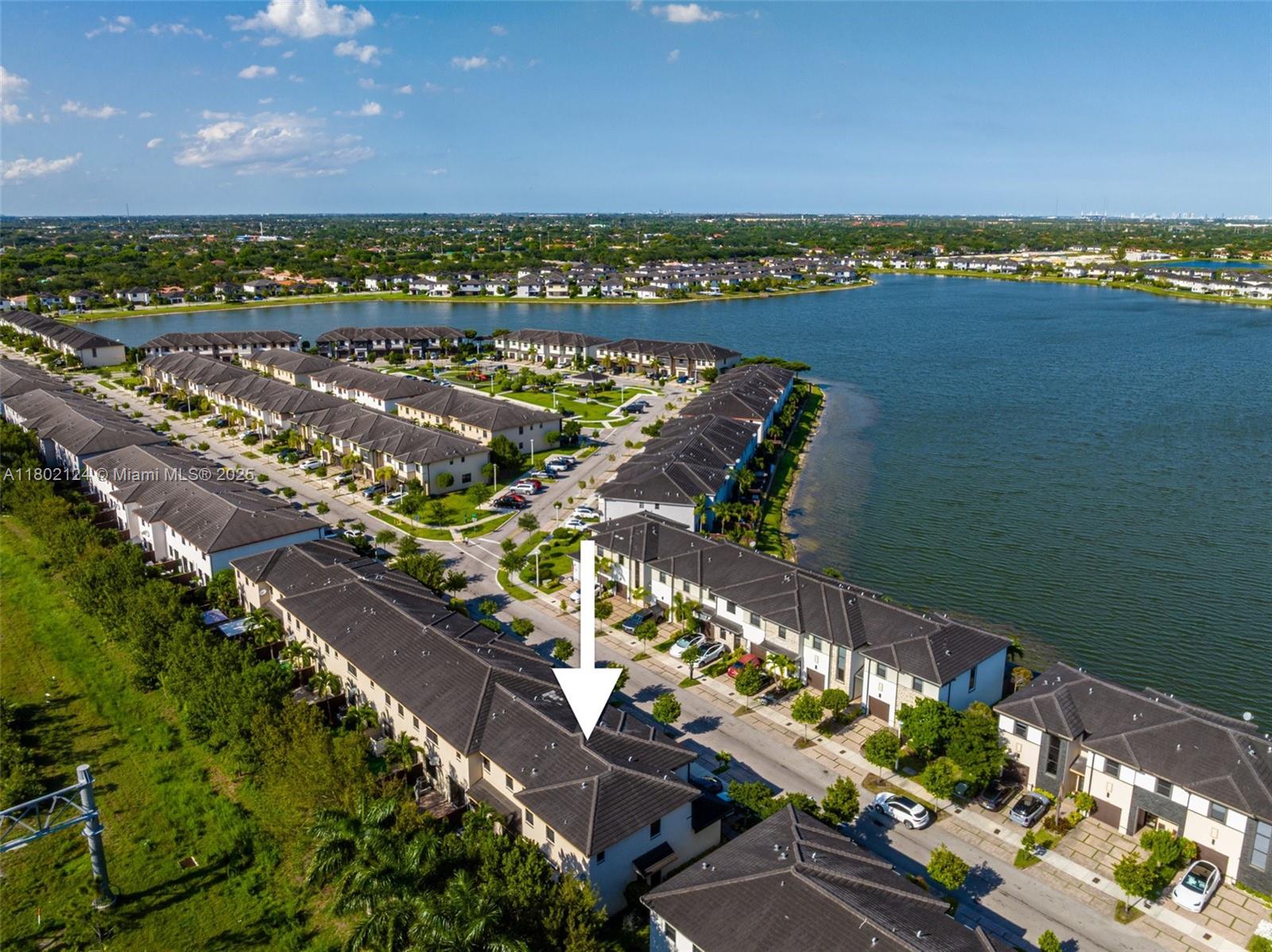 DUNNWOODY LAKE - Residential