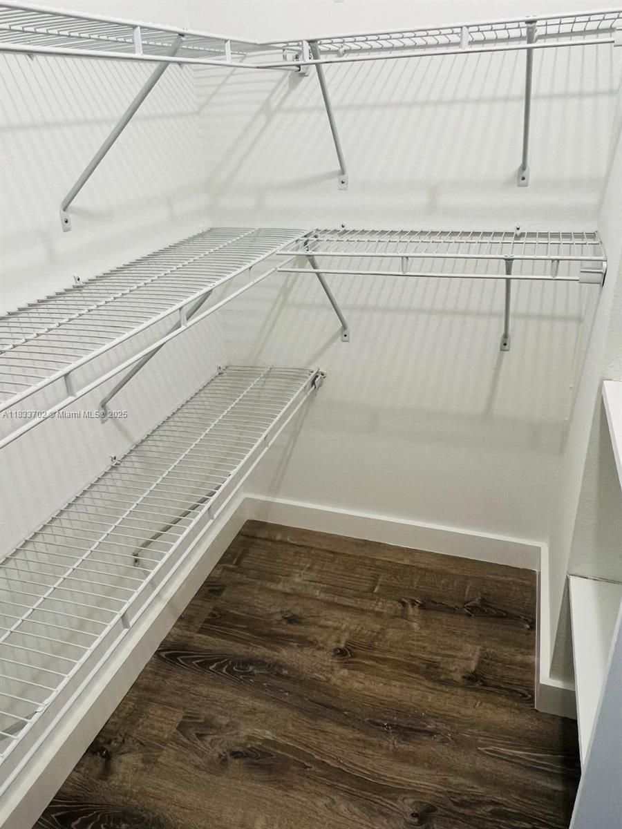 ADMIRAL TOWERS CONDO - Residential