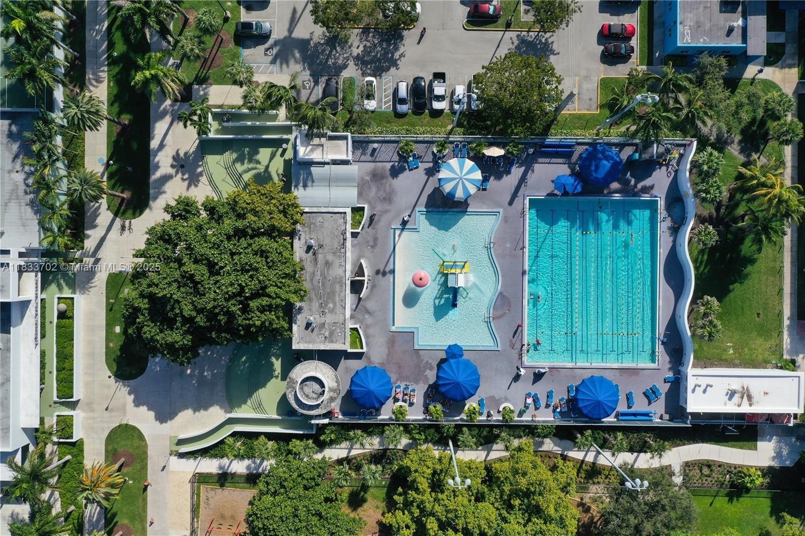 ADMIRAL TOWERS CONDO - Residential