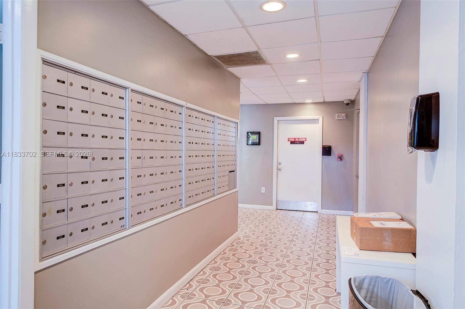 ADMIRAL TOWERS CONDO - Residential