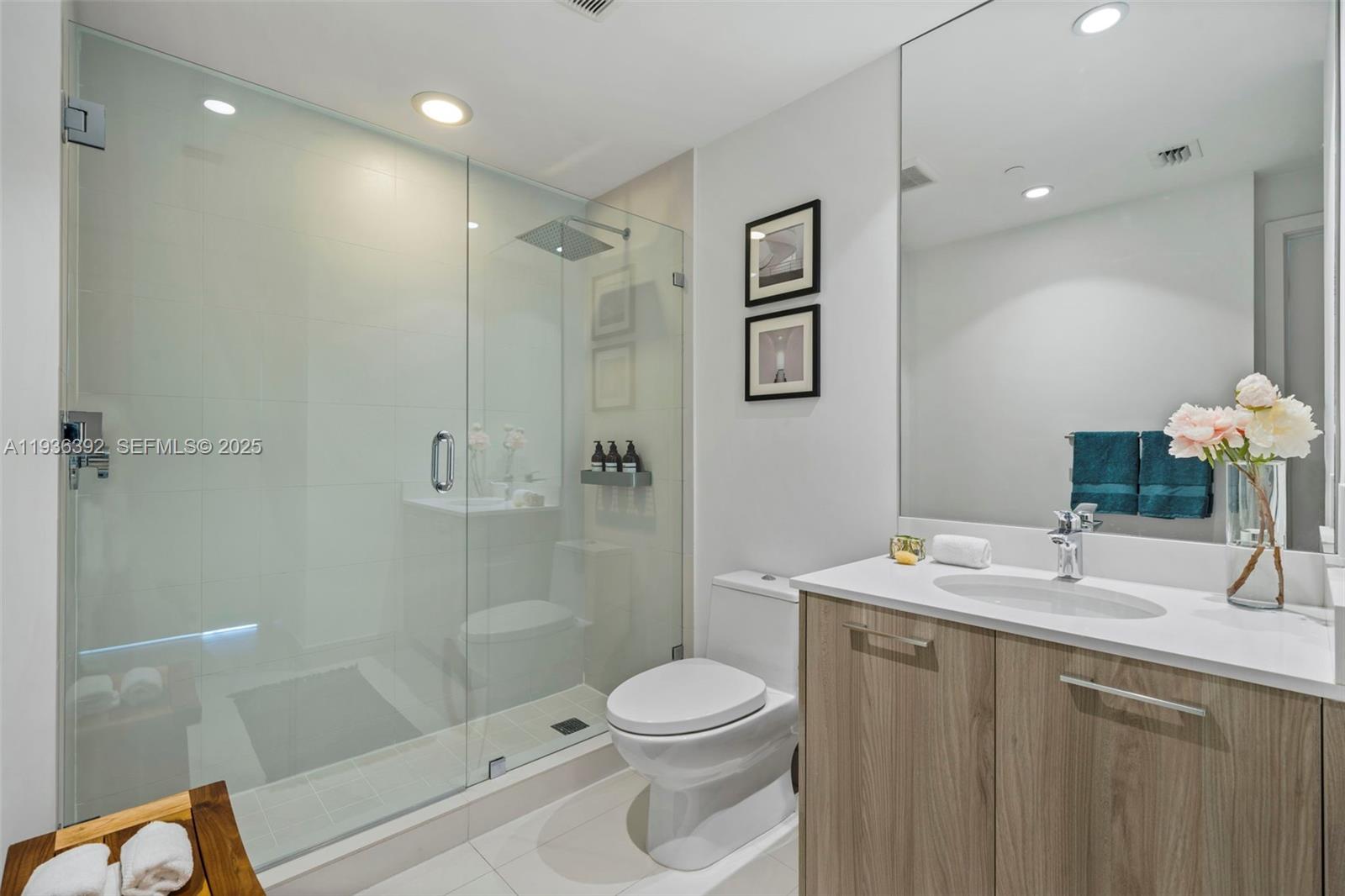 PARAISO BAYVIEWS CONDO - Residential