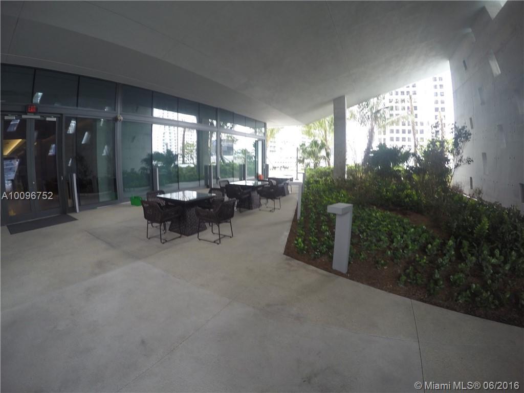 REACH BRICKELL CITY CENTR - Residential Lease