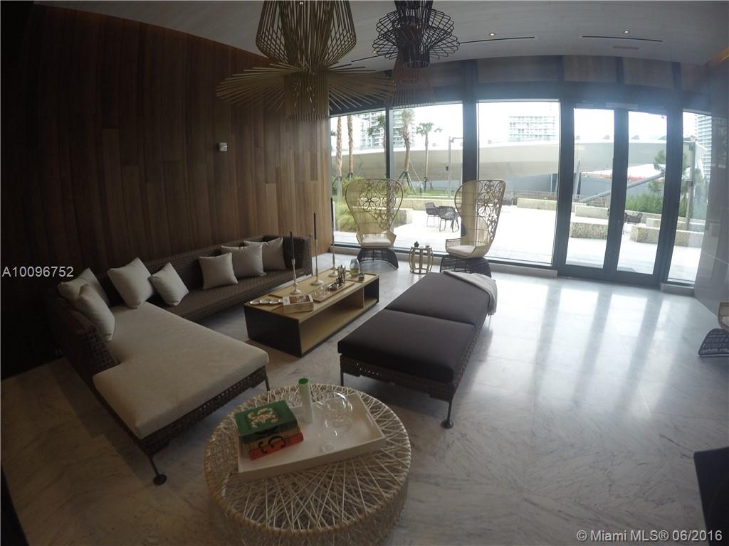 REACH BRICKELL CITY CENTR - Residential Lease