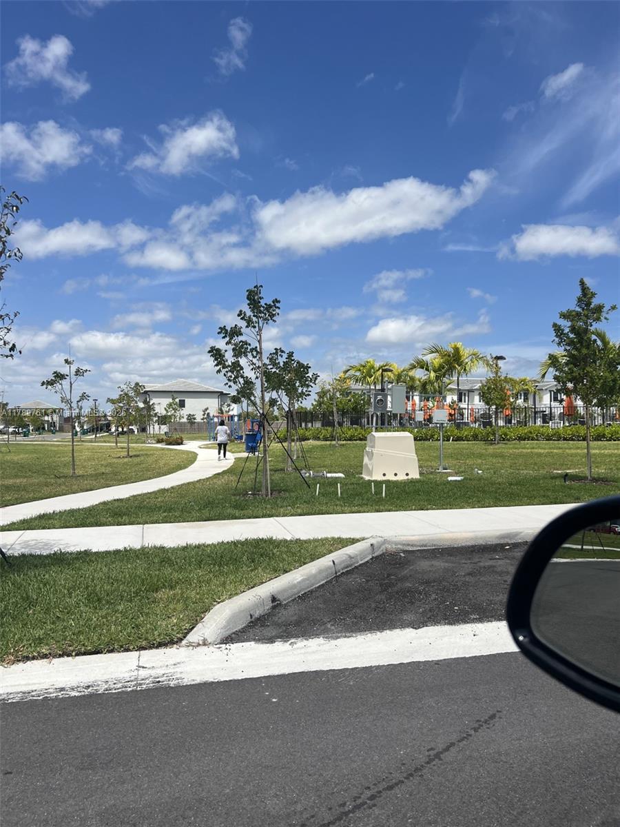 PINE ISLE - Residential