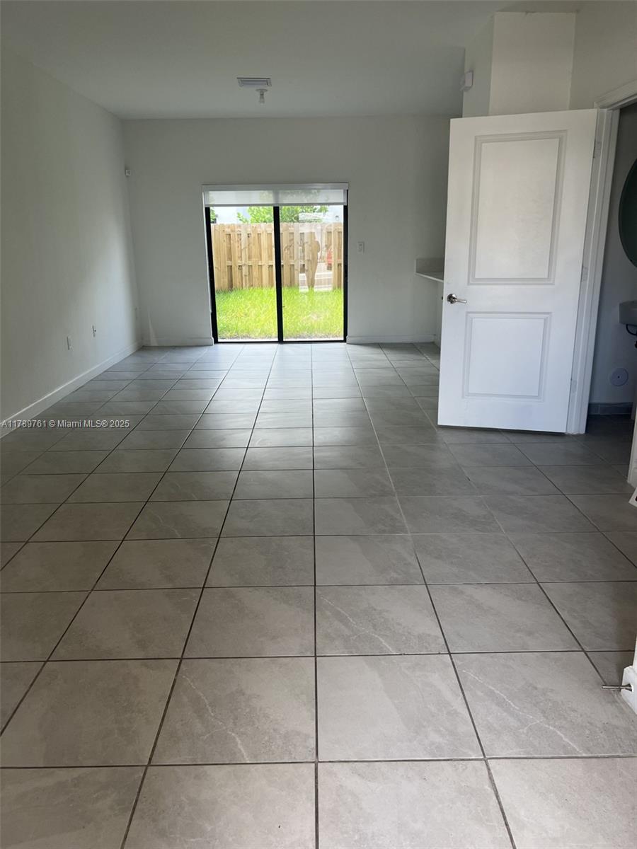 PINE ISLE - Residential