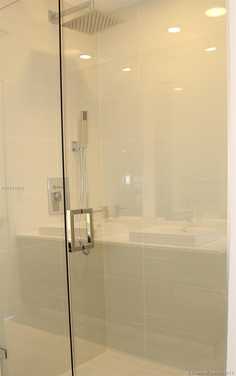 BRICKELL HEIGHTS EAST - Residential Lease