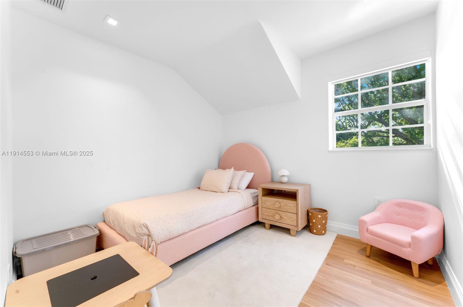 LA GORCE ISLAND - Residential