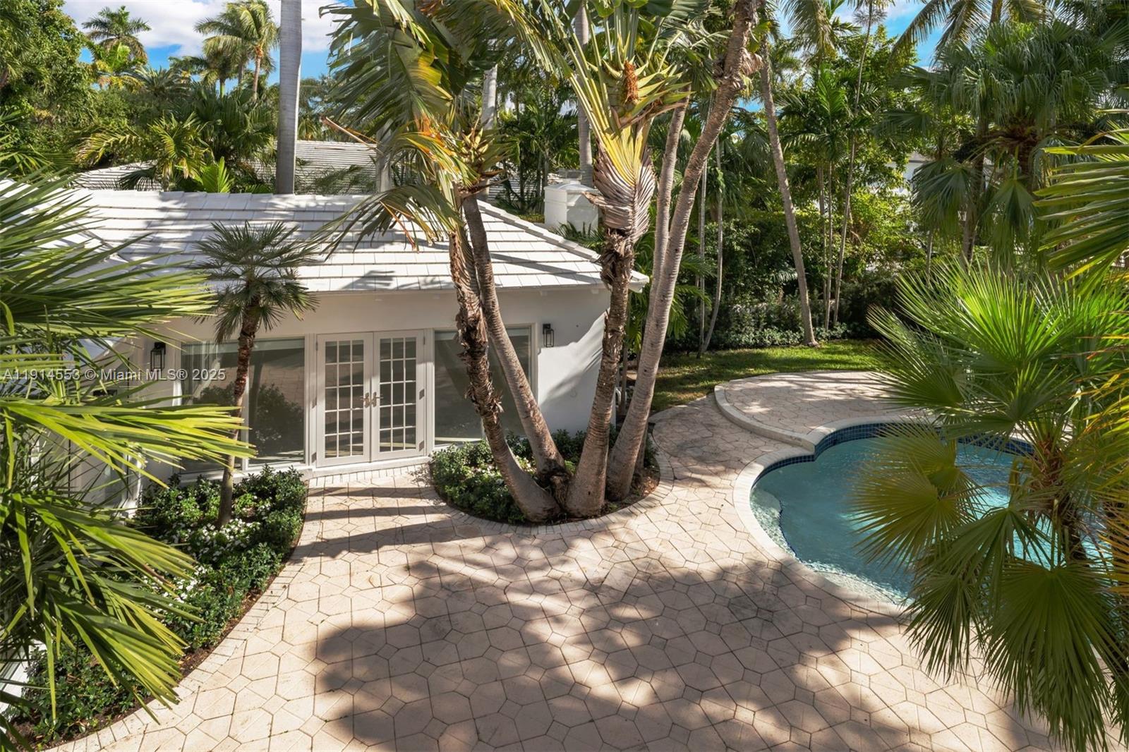 LA GORCE ISLAND - Residential