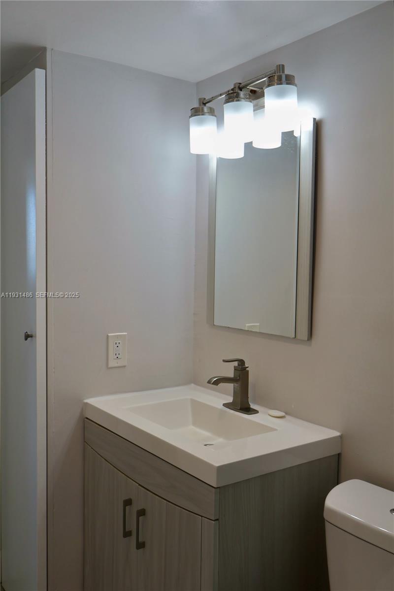 POINT EAST SEC 4 CONDO - Residential