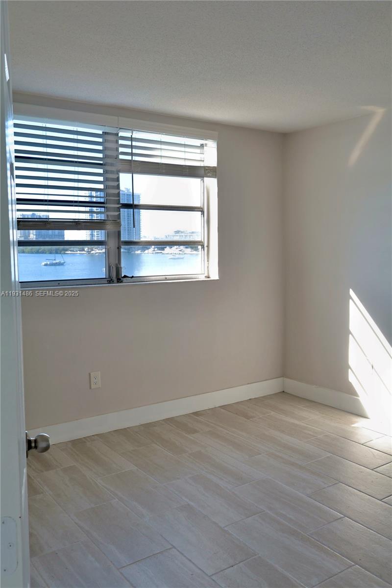 POINT EAST SEC 4 CONDO - Residential