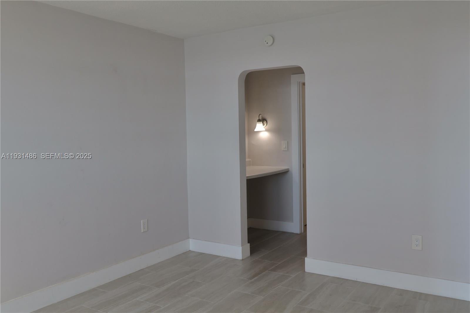 POINT EAST SEC 4 CONDO - Residential