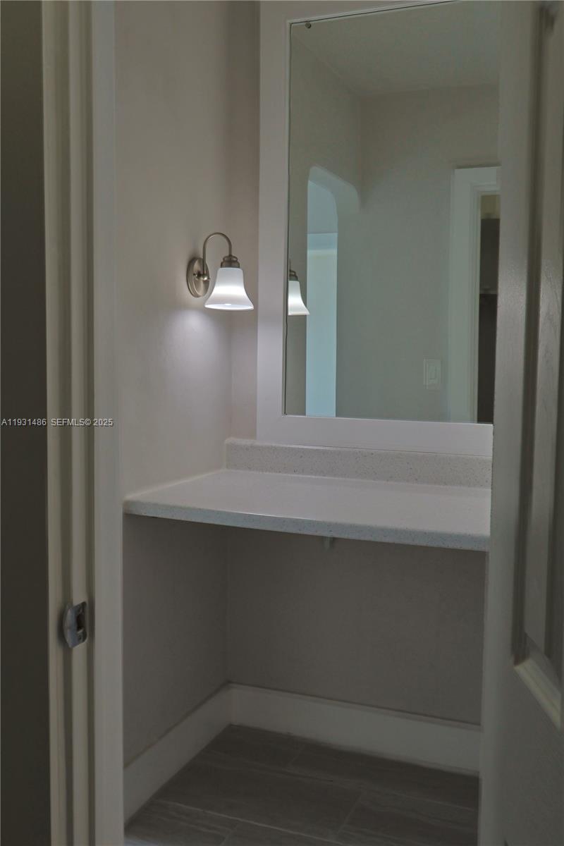 POINT EAST SEC 4 CONDO - Residential