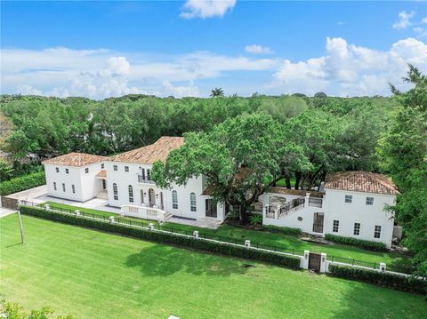 506 Sunset Dr Coral Gables FL 33143