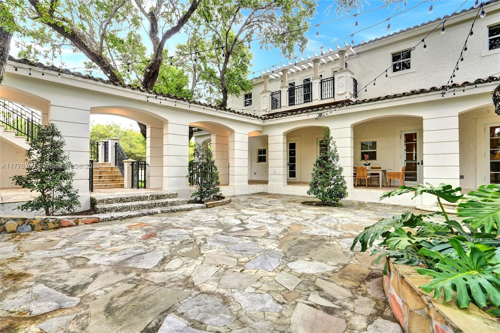 506 Sunset Dr
