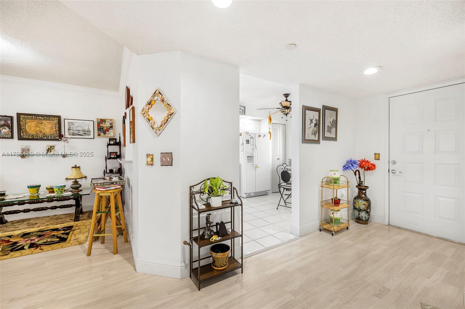 SUFFOLK AT CENTURY VILLAG - Residential