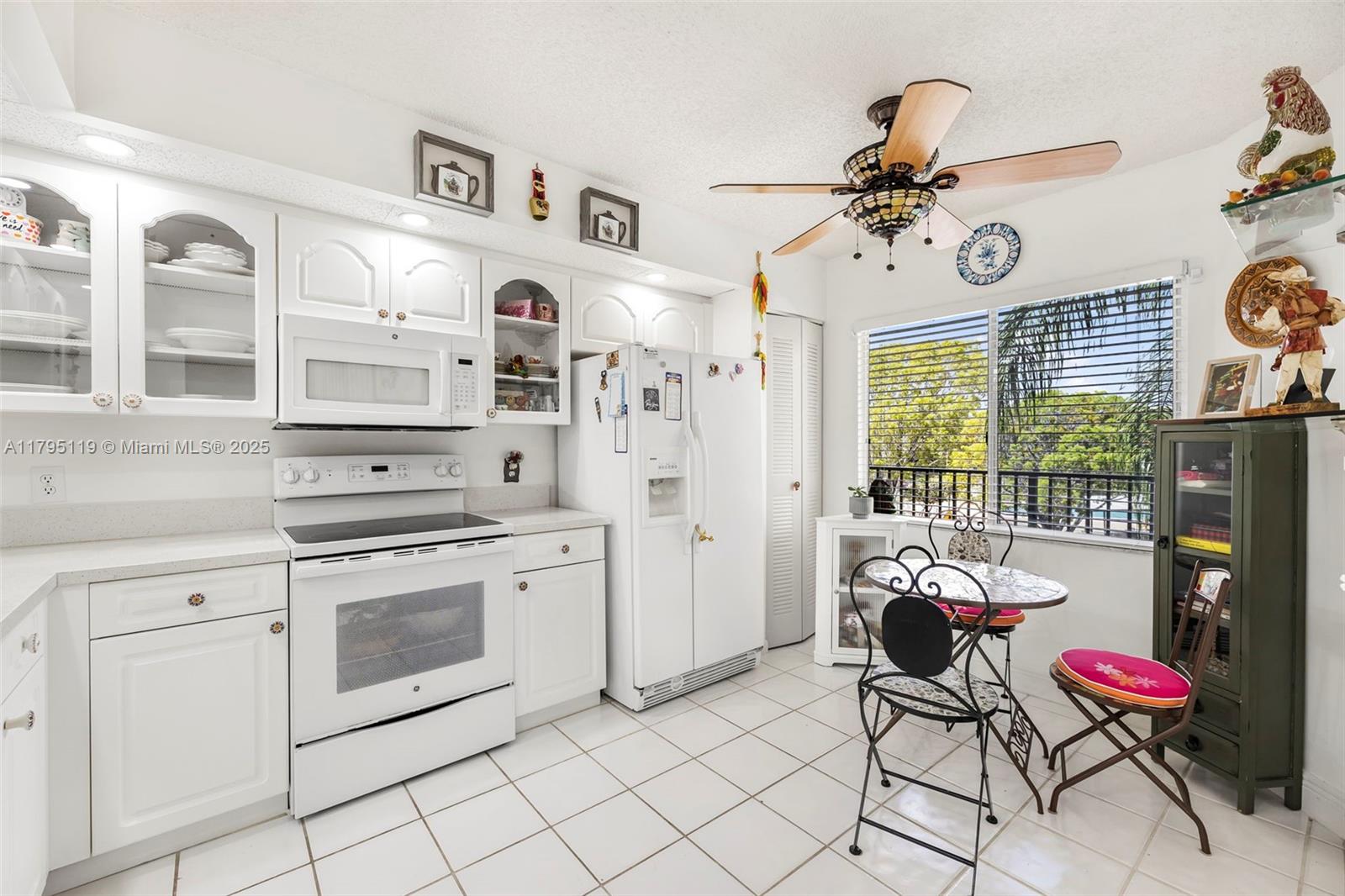 SUFFOLK AT CENTURY VILLAG - Residential