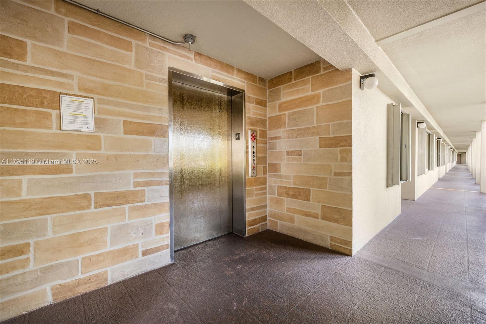 SUFFOLK AT CENTURY VILLAG - Residential