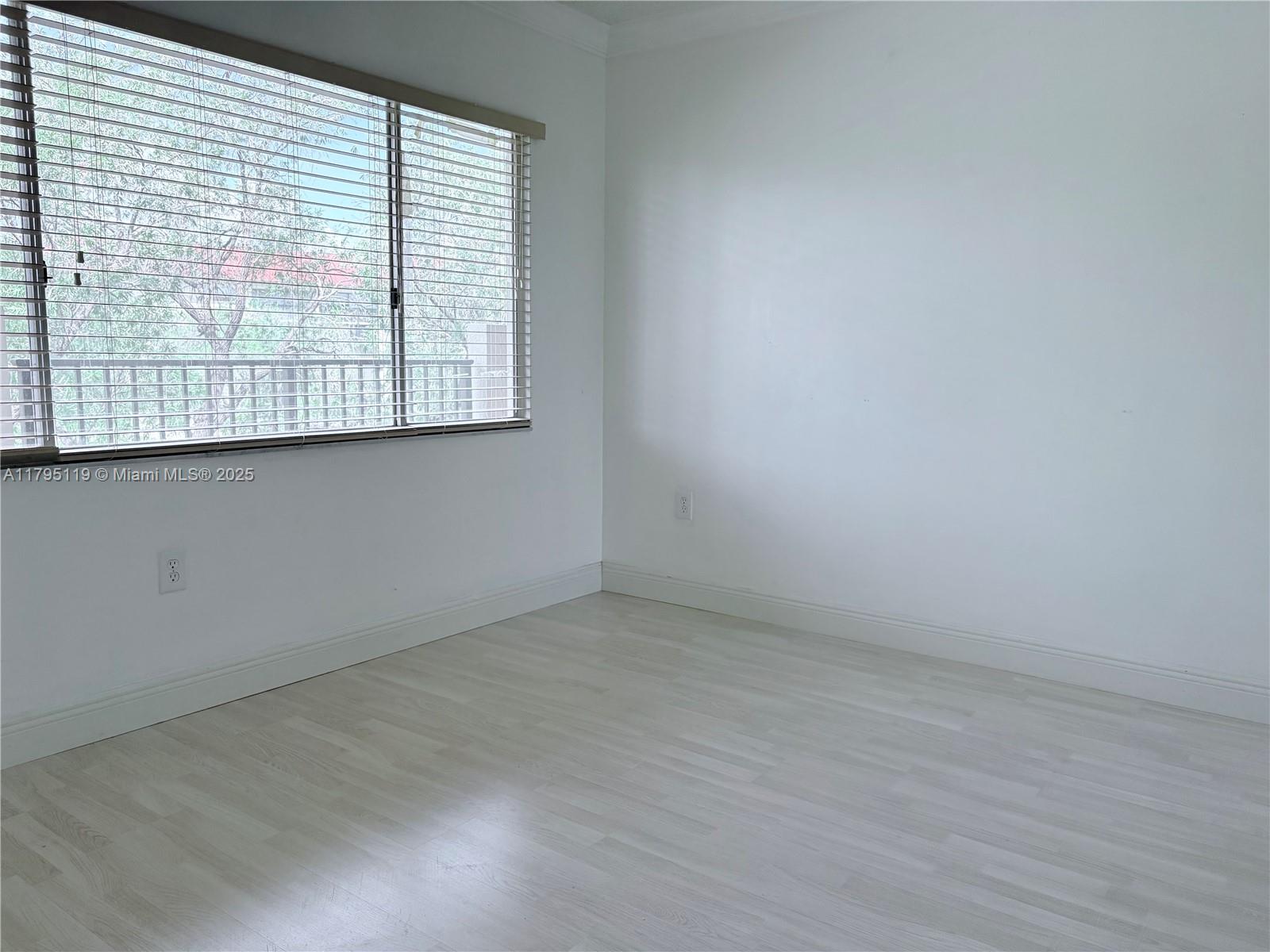 SUFFOLK AT CENTURY VILLAG - Residential