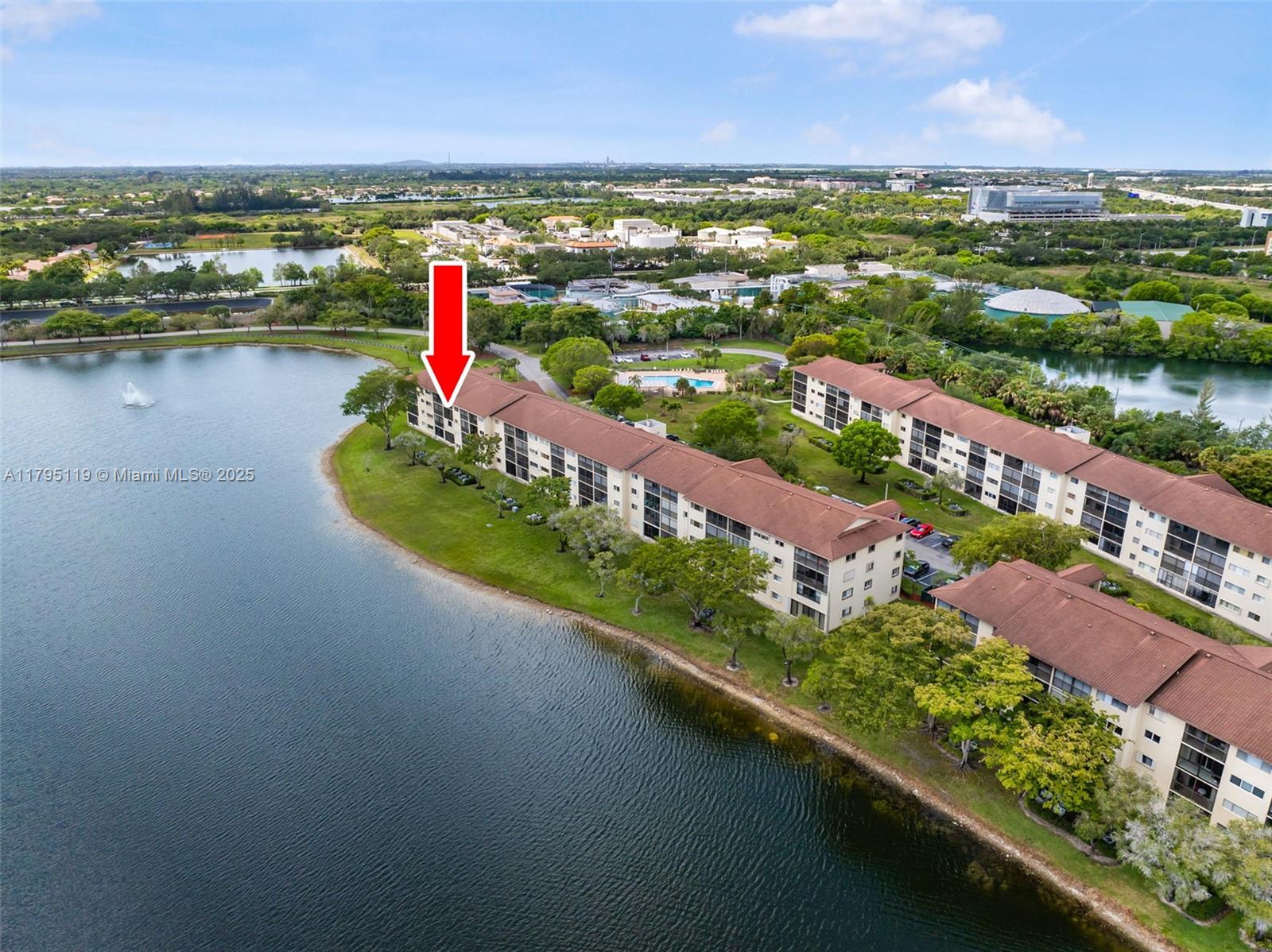 SUFFOLK AT CENTURY VILLAG - Residential
