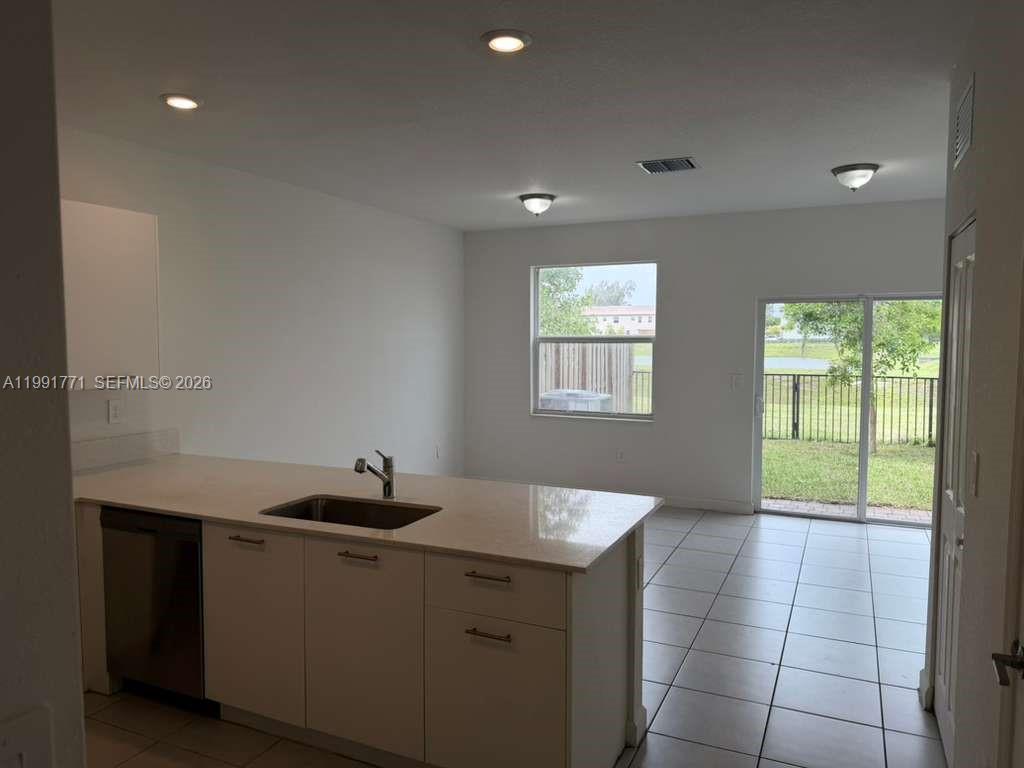 GOLF PARK SEC 1 - Residential