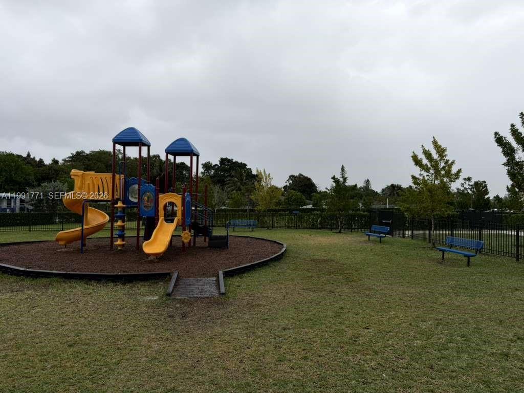 GOLF PARK SEC 1 - Residential