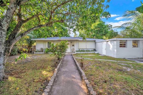 16234 NE 9th Ct North Miami Beach FL 33162