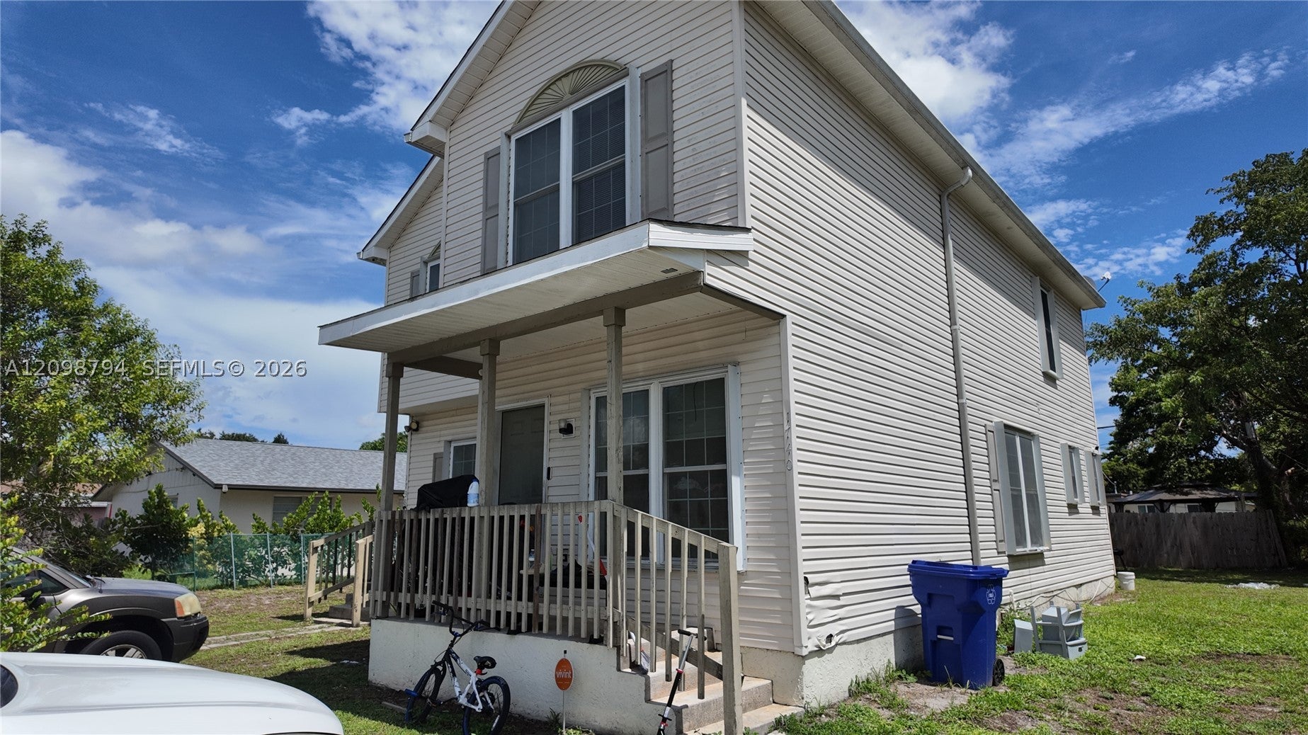 1738 SW 44th Ter