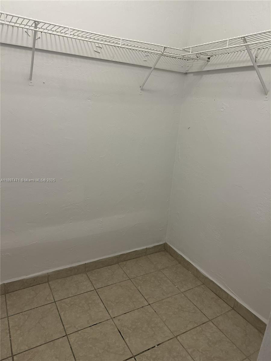 Biscayne Highlands - Residential Lease