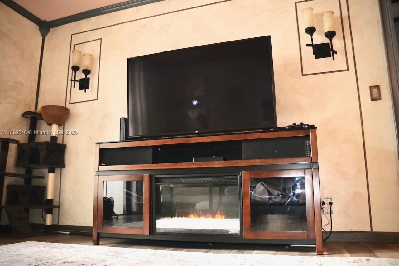 OLYMPUS CONDO PHASE - Residential Lease